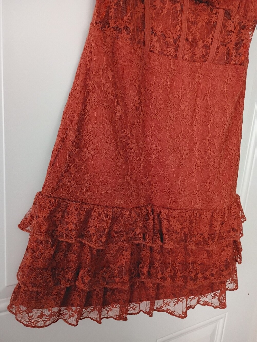 Rust Lace Ruffle Slip Top - Picture 4 of 5